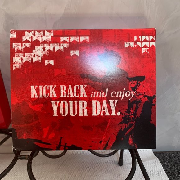 Marlboro Mini Ash Tray - Picture 3 of 4